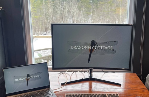 Manchester Center Cabin | Dragonfly Cottage -Luxurious Mountain View A-Frame -quiet street close to town.