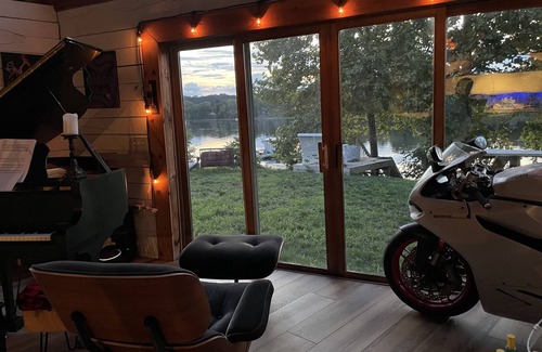 Waterford Ski Chalet | Dream A-Frame Cabin on the Hudson with heated pool and dock! Sleeps 10; Pets ok!