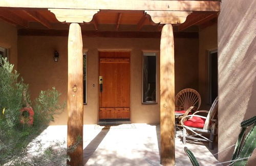 Camino Del Oeste Estates House | Dream Home with Solar Heated Pool, Putting Green, City Lights