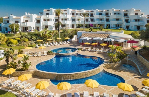 Alpouvar Villa | Dream House in Clube Albufeira