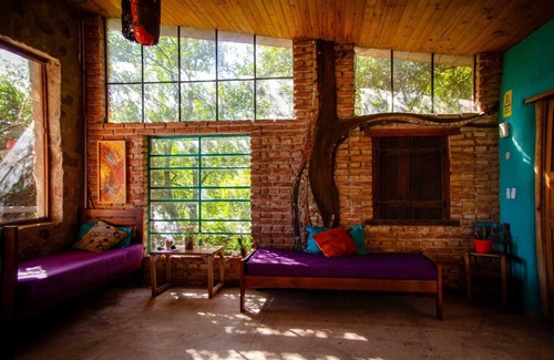 Salsipuedes House | Dream House in Cordoba with Views to the Sierras, Grill and Carport