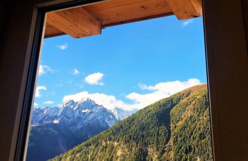 Heiligenblut Apartment | Dream location at 1600m Apartment Rubin on the upper floor of Chalet Magda-Lena