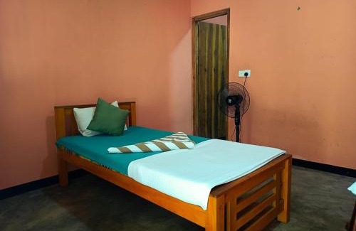 Pottuvil Hotel | Dream Mood