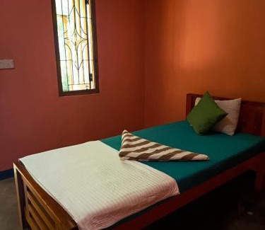 Pottuvil Hotel | Dream Mood