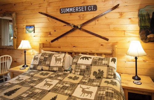Estes Park Hotel | Dream River Front Suites R3