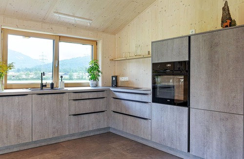 Scharnitz Apartment | Dream vacation apartment in the countryside for 4 guests, directly on the cross-country ski trail/forest