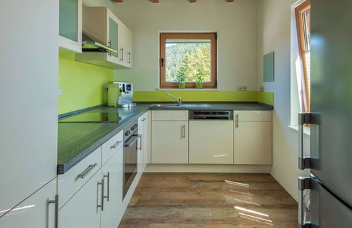 Alpirsbach House | Dream Vacation home Fronwald - Sauna | Jacuzzi | Playground | Garden fenced | BBQ | Wifi
