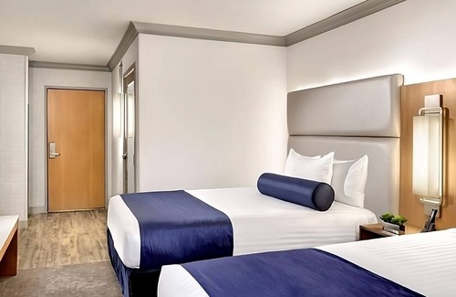 Gateway District Hotel | Dream Vacation! Vegas Strip, Pool, Onsite Game Room & Casino, Onsite Parking!