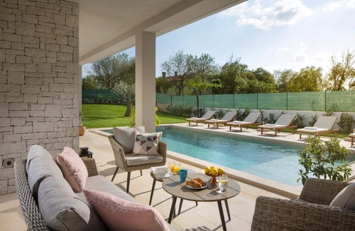 Labin Villa | Dream villa for 6 on the east coast of Istria