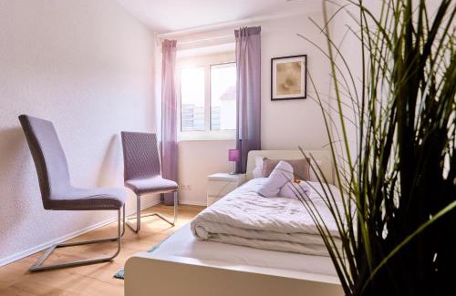 Neu-Ulm Apartment | DREAMS, 3 Schlafzimmer, Parkplatz, Stadtzentrum