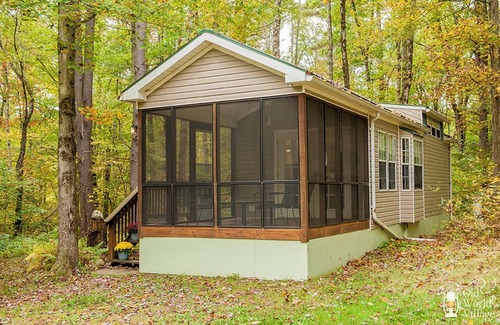 Maryland Cottage | Dreams Park/All Star Getaway! Cottage #1- Old World Village