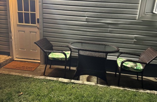 Central Islip Apartment | Dreamstay Guest house in Central Islip private entrance