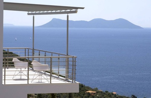 Patras Villa | DREAMVIEWVILLAS LUXURY VILLAS LEFKADA
