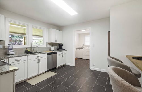 Greer House | Dreamy 2BR retreat in Greer—charming, cozy, romantic, & pet-friendly!