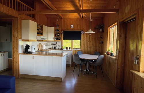 Langanesbyggð Cabin | Dreamy cabin with a garden