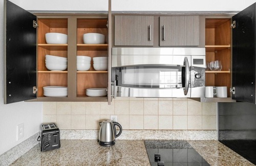 Gateway Apartment | Dreamy Gateway 1BR w/Gym, Pool, nr Shopping, by Blueground