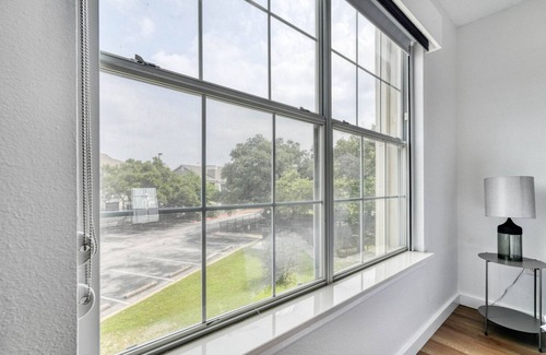 Gateway Apartment | Dreamy Gateway 1BR w/Gym, Pool, nr Shopping, by Blueground