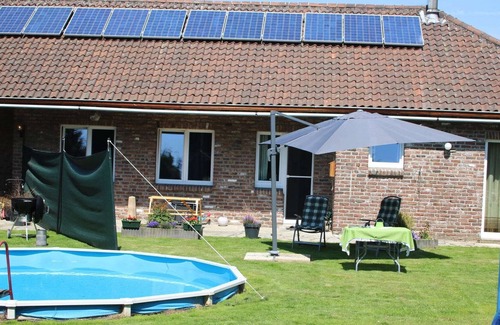 Sweikhuizen House | Dreamy Holiday Home in Sweikhuizen with Swimming Pool, Garden