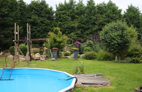 Sweikhuizen House | Dreamy Holiday Home in Sweikhuizen with Swimming Pool, Garden