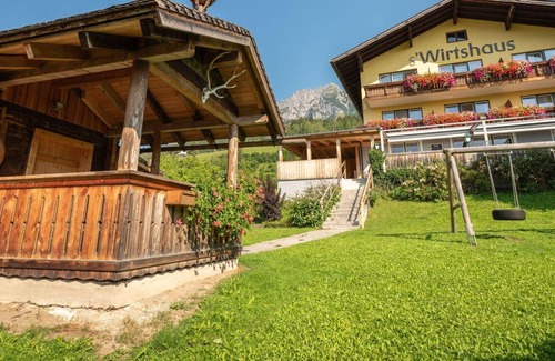 Groebming House | Dreibettzimmer, Dusche, WC - S'wirtshaus Gröbming