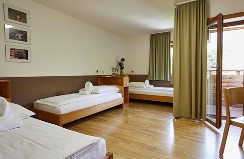 Ossiach Bed & Breakfast | Dreibettzimmer - Forstliche Ausbildungsstätte Ossiach