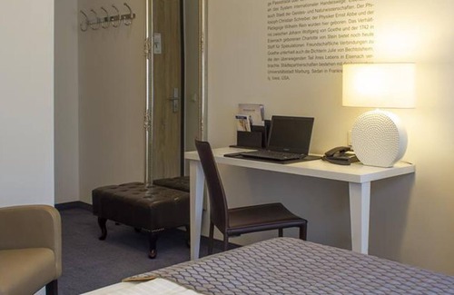 Sudstadt House | Dreibettzimmer - Hotel Via Regia