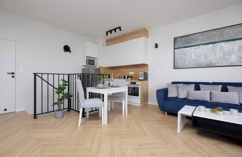 Serock Apartment | Drewnowskiego 7A Zegrze Modern Apartment by the Lake Parking & Sauna