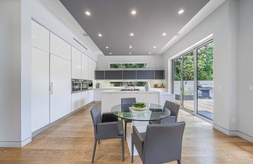 Beverly Grove House | Drexel Modern - Designer Home in Prime with Pool, & Luxe Finishes
