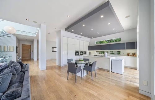 Beverly Grove House | Drexel Modern - Designer Home in Prime with Pool, & Luxe Finishes