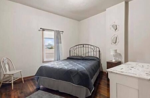 Elkader Apartment | Driftless Suite