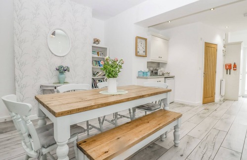 Barrow-in-Furness Cottage | DRIFTWOOD, 23 ROA ISLAND, family friendly in Roa Island