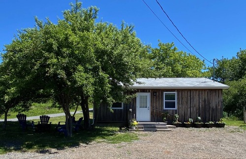 Victoria Subd. A Cottage | Driftwood Cottage, The Gateway to the Cabot Trail.