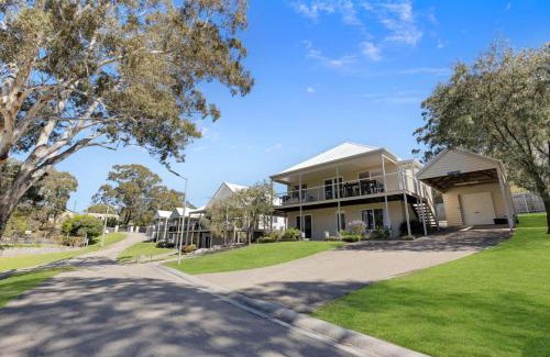 Metung House | Driftwood @ McMillans