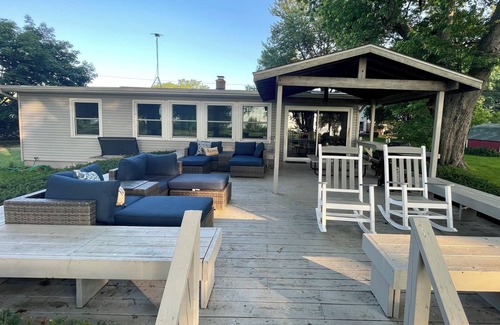 Wheatley Cottage | Driftwood on the Beach