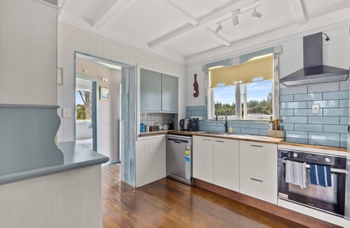 Te Tii Cottage | Driftwood Seaside Escapes