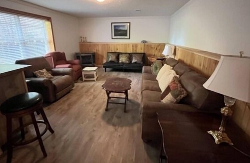 Huddleston Villa | Driveway to Huge covered dock, Wifi, Firepit, Screened In porch