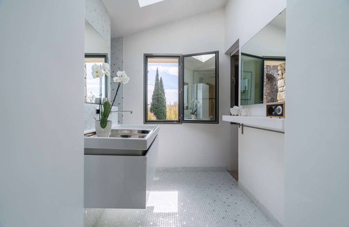 La Begude-de-Mazenc House | Drôme Provençale – A property with a swimming pool – Sleeps 10
