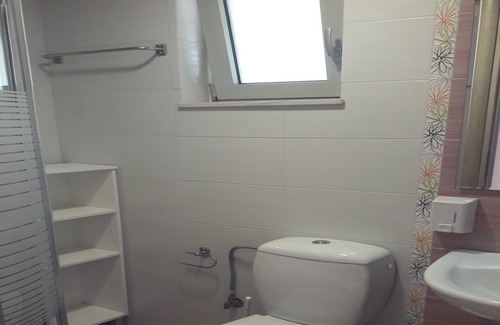 Mavrovouni Apartment | Drossia # 3 - One Bedroom Apartment, Sleeps 4