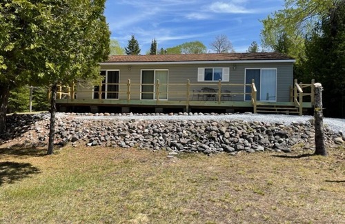 Drummond House | Drummond Island Hotel & Vacation Homes - Memory Maker Bay