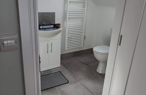 Darragh Apartment | Drumquin Accommodation Room 3