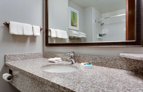 O'Fallon Hotel | Drury Inn & Suites St. Louis O'Fallon, IL