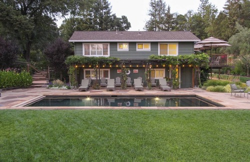 Geyserville House | Dry Creek Valley Home and Vineyard