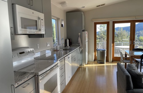 Healdsburg House | "Dry Creek Villa" at Lavender Hill Vineyards
