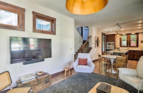 Historic District House | Dtwn Breckenridge Escape with Balcony French Fox