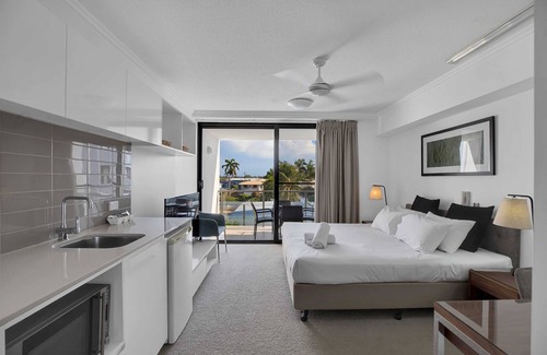 Mackay Apartment | Dual Key Three Bedroom Apartment close to CBD