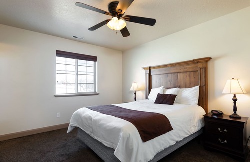 Duchesne Apartment | Duchesne Suites - Resort Style Town Home Suite