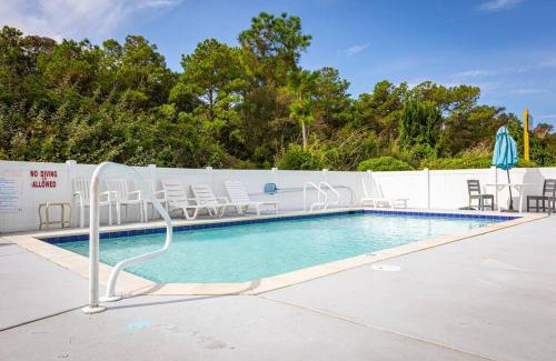 Sea Acres House | Duck Location Volleyball Pool Game Room & More
