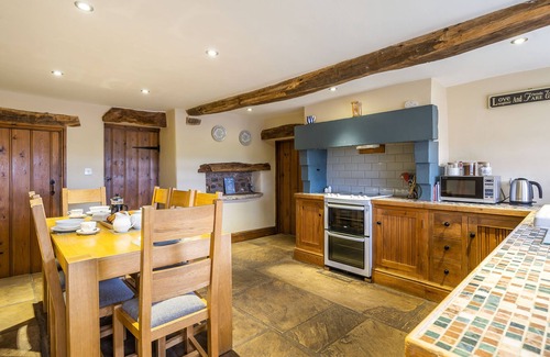 Appleby-in-Westmorland House | DUDMIRE, pet friendly, with open fire in Appleby-In-Westmorland