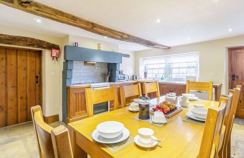 Appleby-in-Westmorland House | DUDMIRE, pet friendly, with open fire in Appleby-In-Westmorland