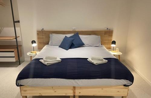 Dorsoduro Apartment | Due Colonne